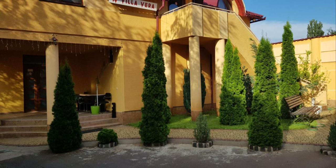 Villa Vera Berehove  Exteriör bild